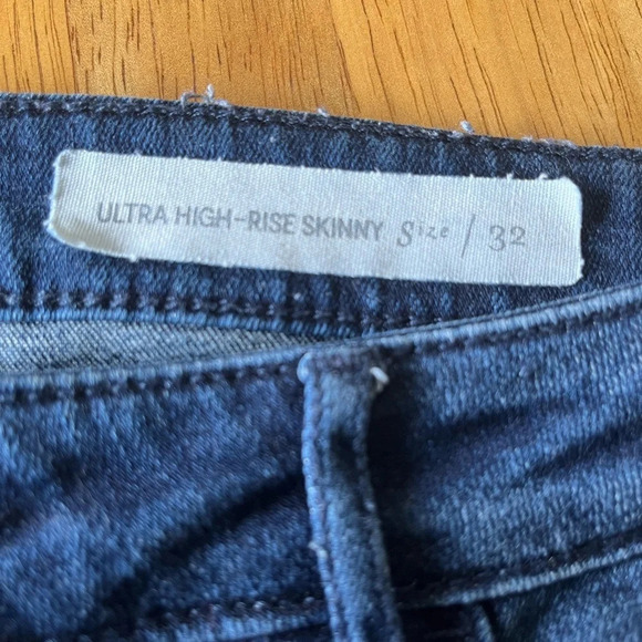 Pilcro Ultra high-rise skinny jeans, size 32 - Picture 4 of 11